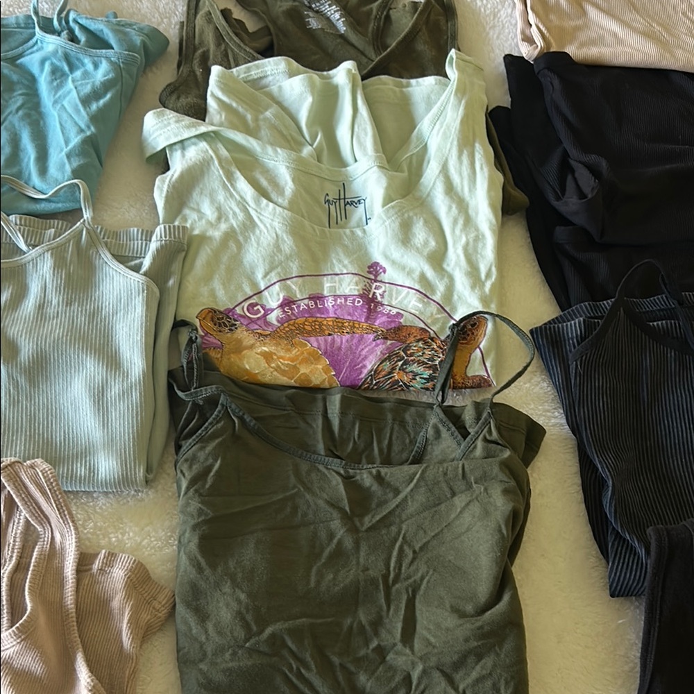 Assorted Tank Tops Collection - Picture 3 of 4